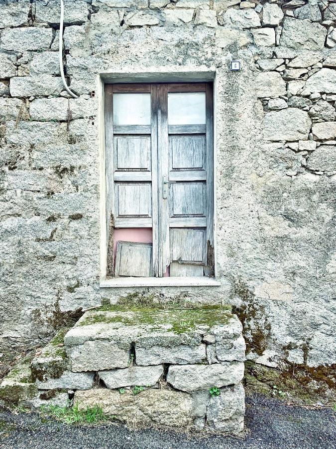 La Vecchia Posta B&B Calangianus エクステリア 写真