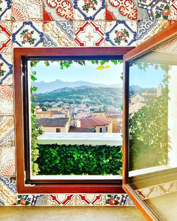 La Vecchia Posta B&B Calangianus エクステリア 写真